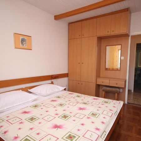 Apartments With A Parking Space Baska Voda, Makarska - 2709 Oda fotoğraf