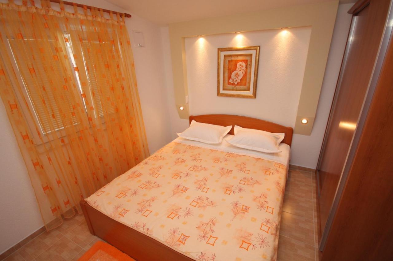 Apartments With A Parking Space Baska Voda, Makarska - 2709 Dış mekan fotoğraf