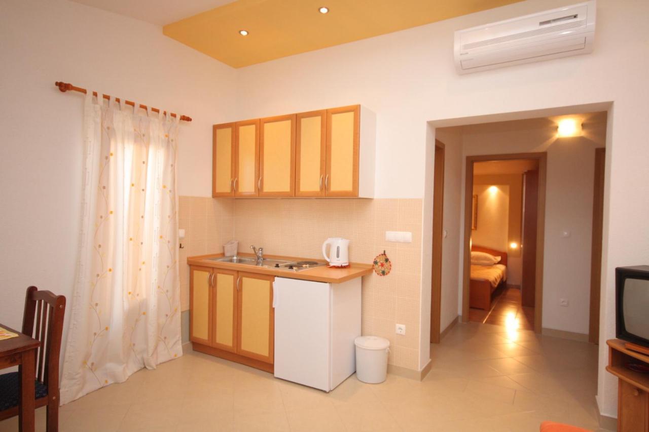 Apartments With A Parking Space Baska Voda, Makarska - 2709 Dış mekan fotoğraf