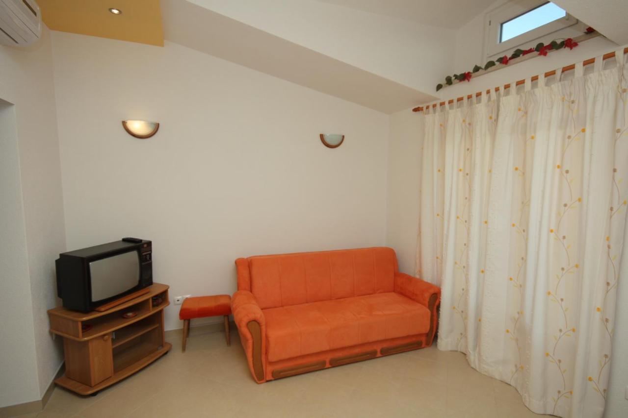 Apartments With A Parking Space Baska Voda, Makarska - 2709 Dış mekan fotoğraf